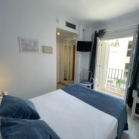 Hotel Plaza Cavana Nerja Exterior photo