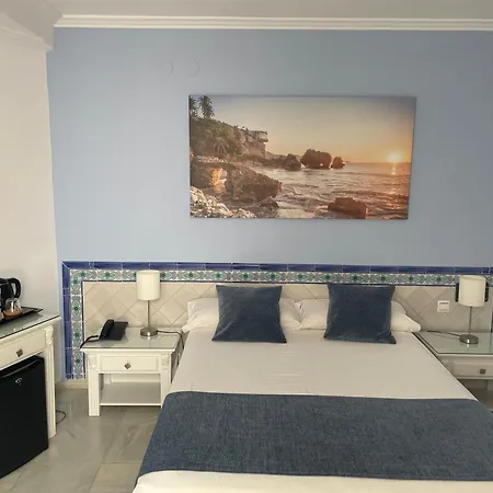 Hotel Plaza Cavana Nerja Exterior photo